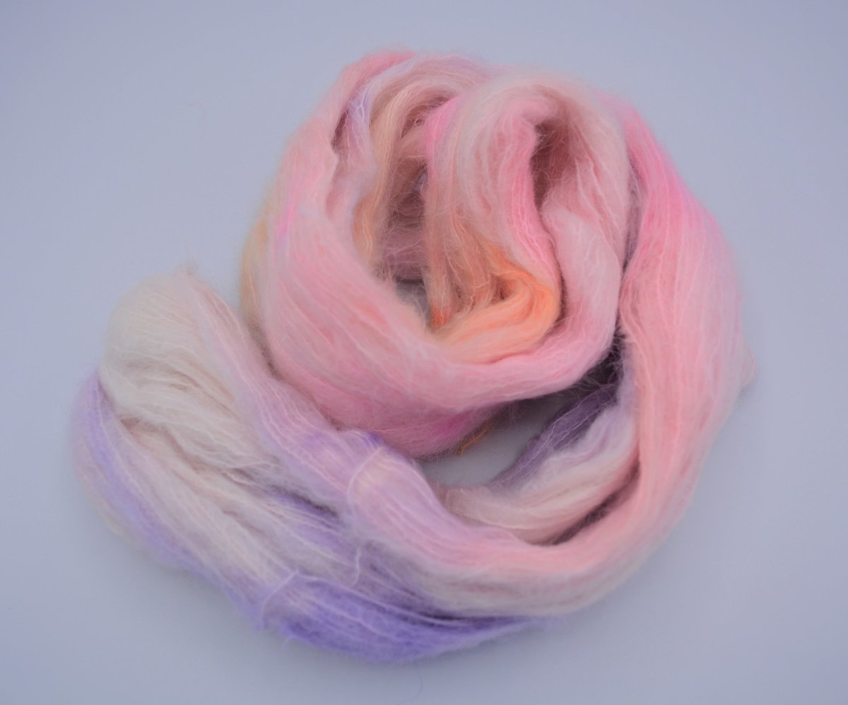 Baby Suri Alpaca Silk Cloud Yarn "Lilith"