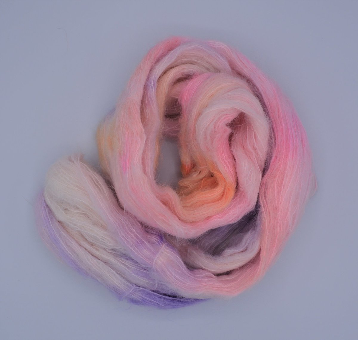 Baby Suri Alpaca Silk Cloud Yarn "Lilith"