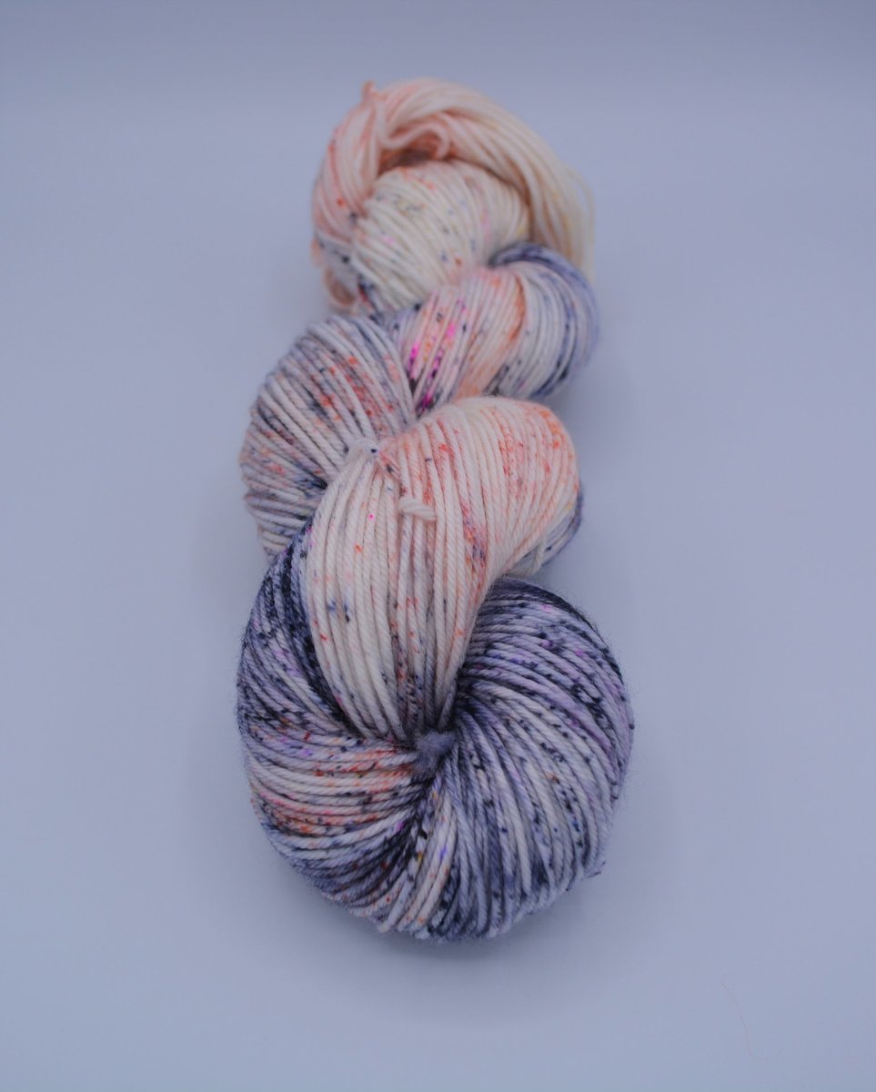 Premium Superwash Merino – DK Yarn "Mazzy"