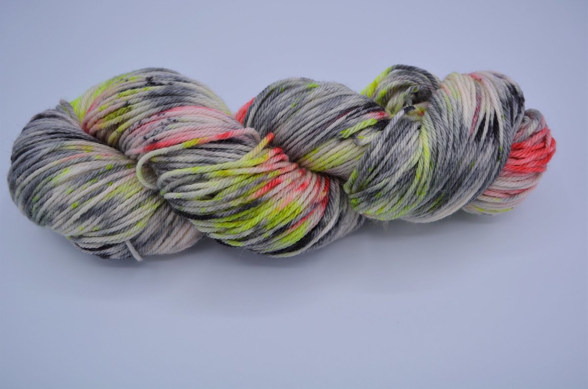 Premium Superwash Merino – DK Yarn "Nyango"