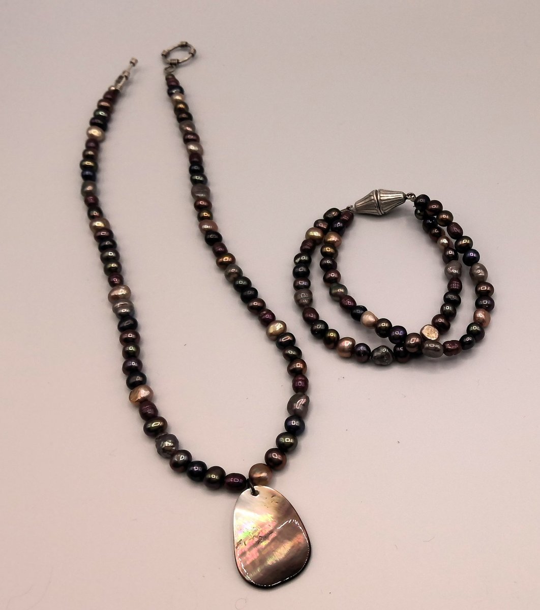 Rainbow Pearl necklace
