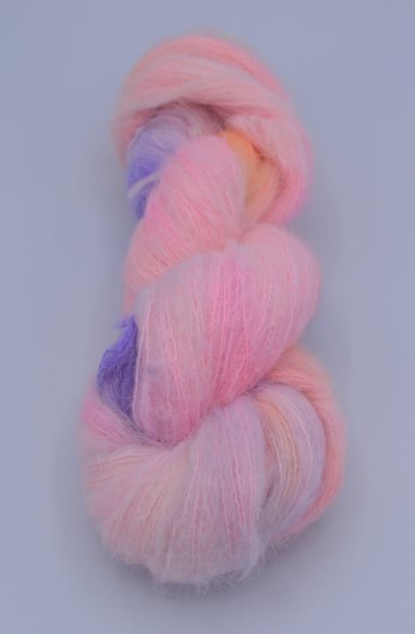 Baby Suri Alpaca Silk Cloud Yarn "Lilith"