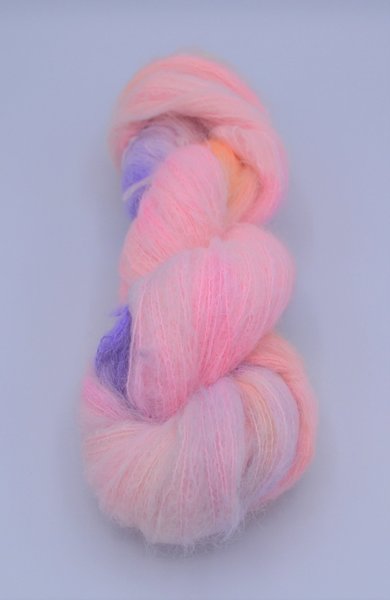 Baby Suri Alpaca Silk Cloud Yarn "Lilith"