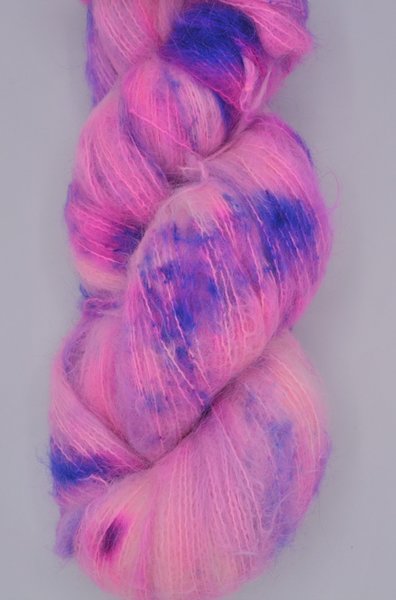 Baby Suri Alpaca Silk Cloud Yarn "Paxtonia"